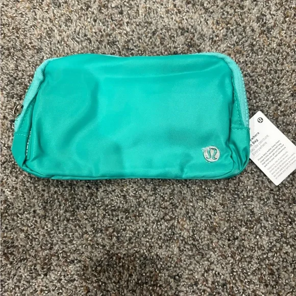Brand new lulu lemon everywhere belt bag - Picture 1 of 1